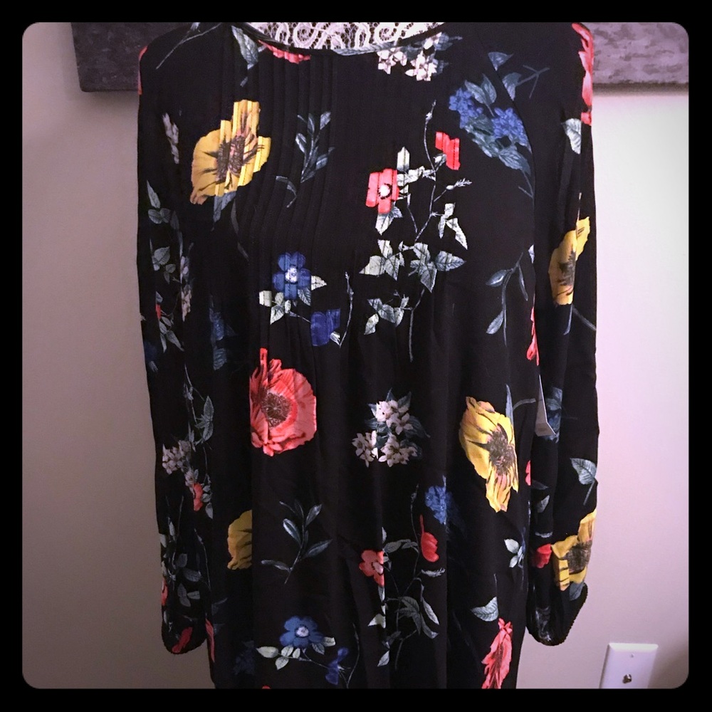Old Navy black flowers dress